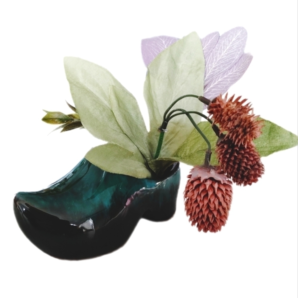 1960s Canuck Pottery Green Drip Glaze Clog